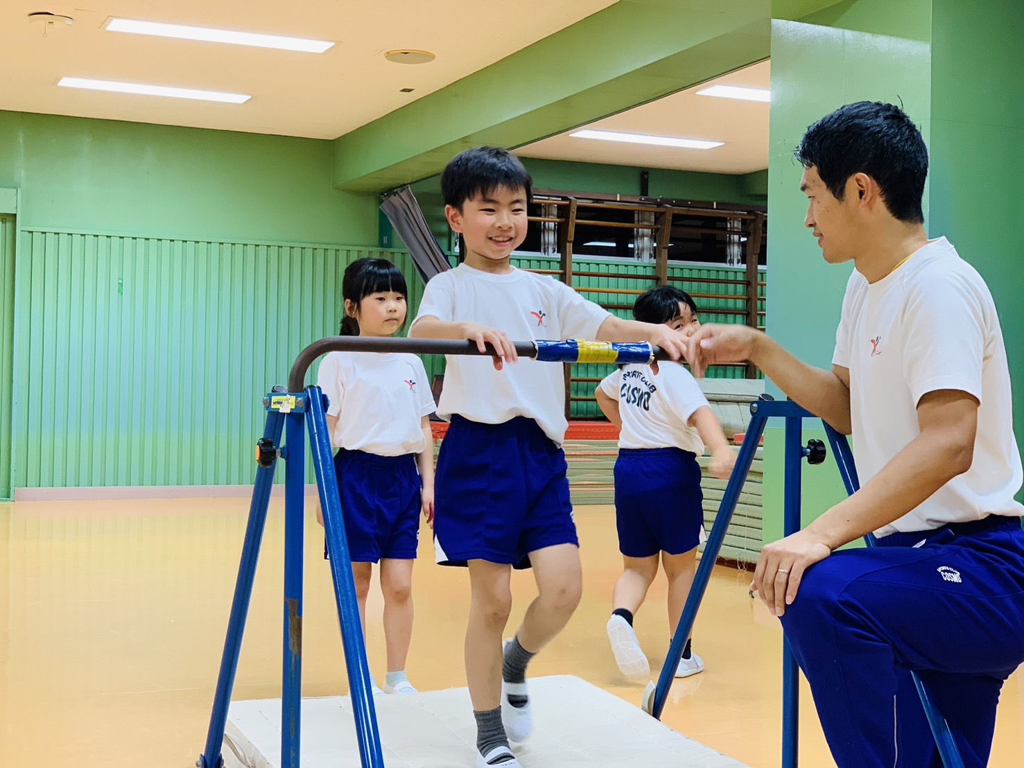 コスモスポーツクラブの写真(神奈川県横浜市神奈川区)